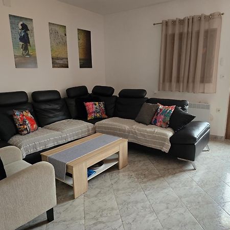 House Melly With Swimming Pool Villa Rovinjsko Selo Exterior foto